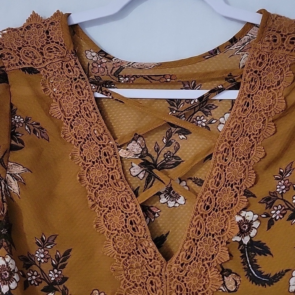Jolt medium Blouse - Picture 5 of 8